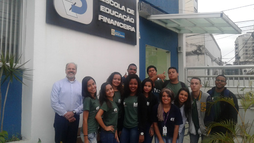 Escola de Educação Financeira do Rioprevidência recebe mais de 80 jovens aprendizes